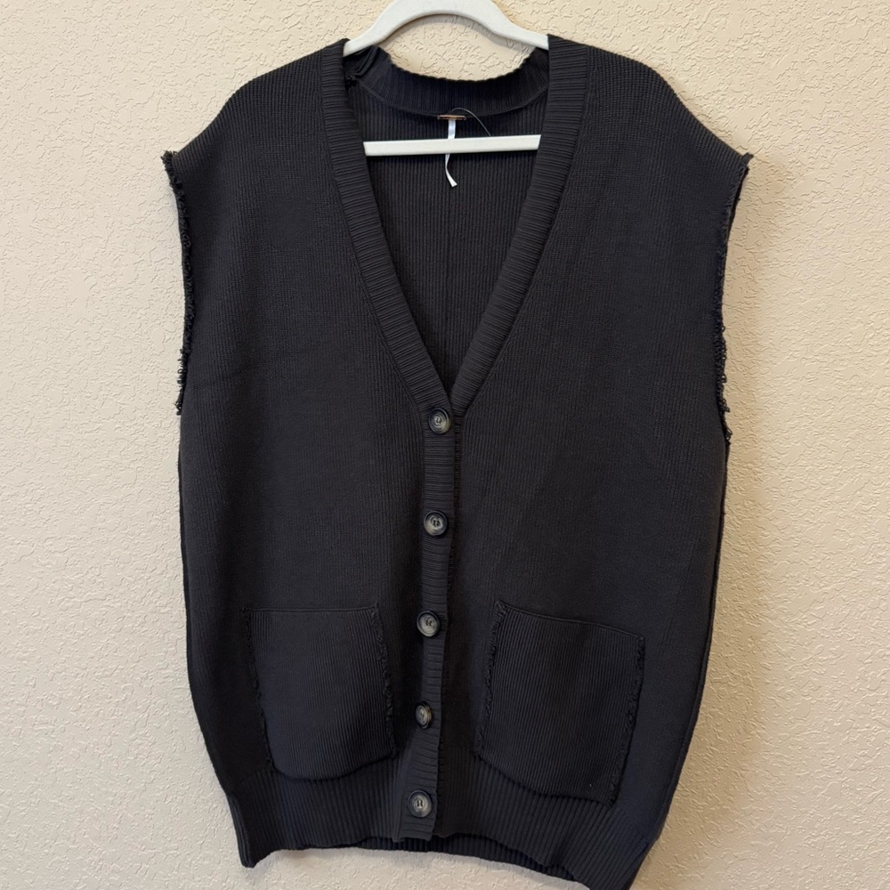 NWOT Free People Oakleigh Vest in Charcoal, Size Medium